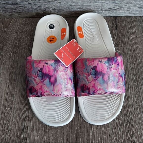 NEW Women's Victori One Slide Sandal Size 11 - Picture 1 of 7
